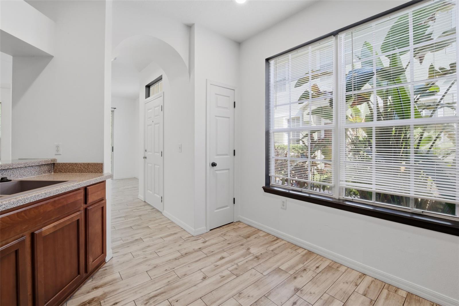 SADDLE CREEK MANOR - Residential