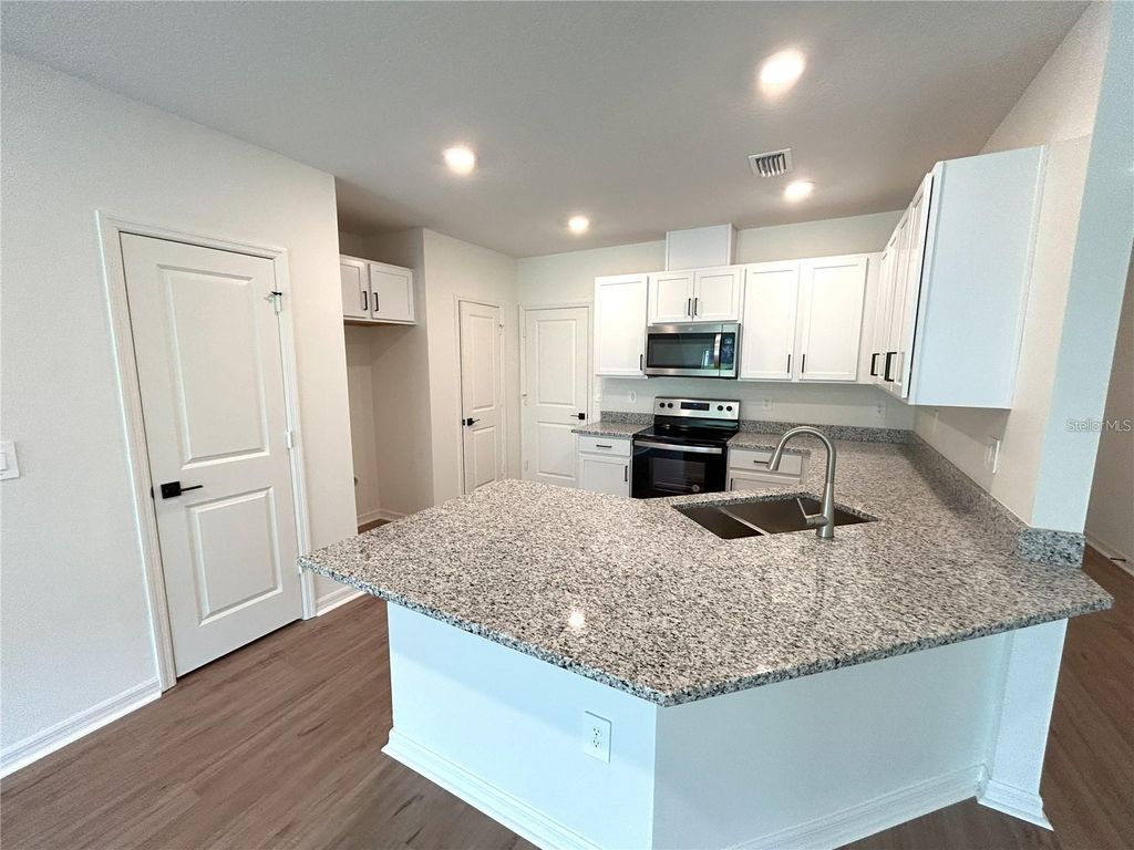 Photo of 734 Stoney Point Circle, Davenport, FL 33896 (MLS # S5145774)