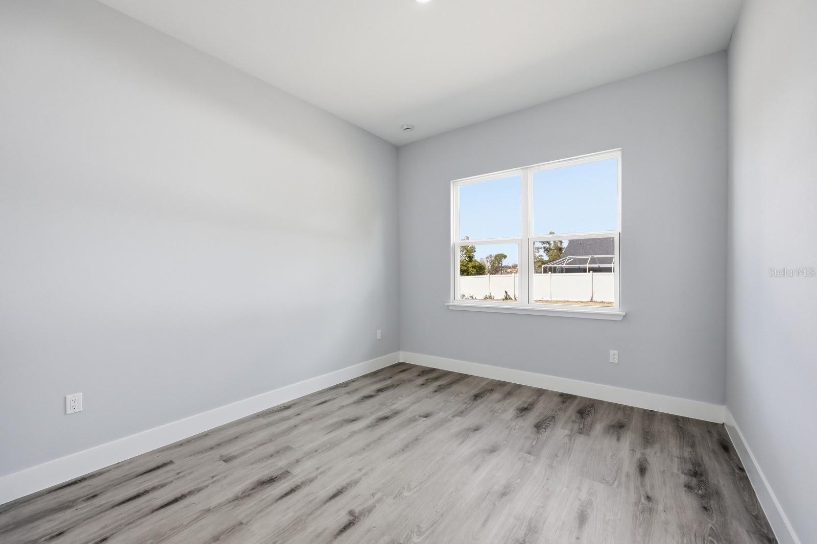 MARION OAKS - Residential