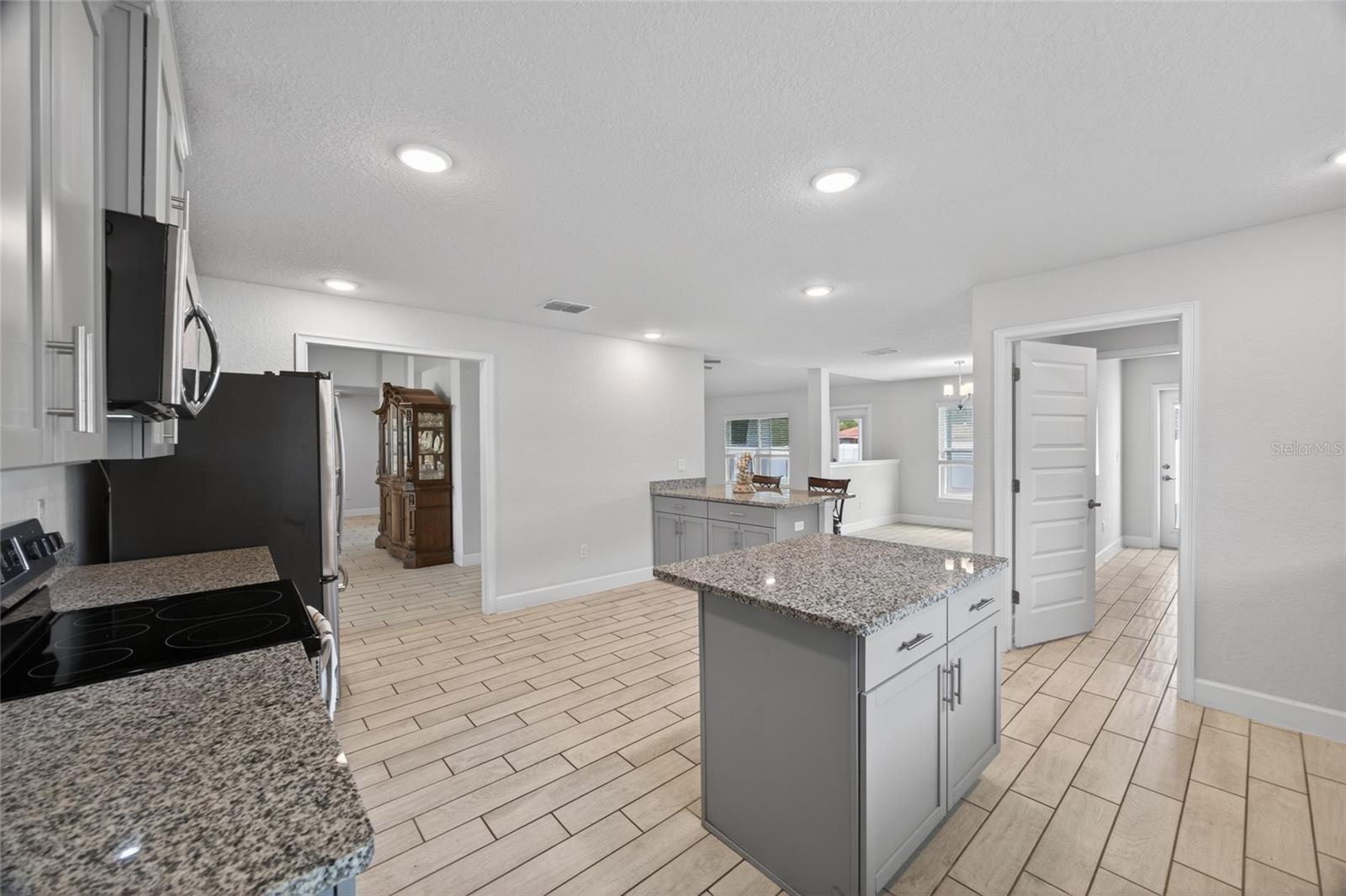 BROOKHAVEN - Residential