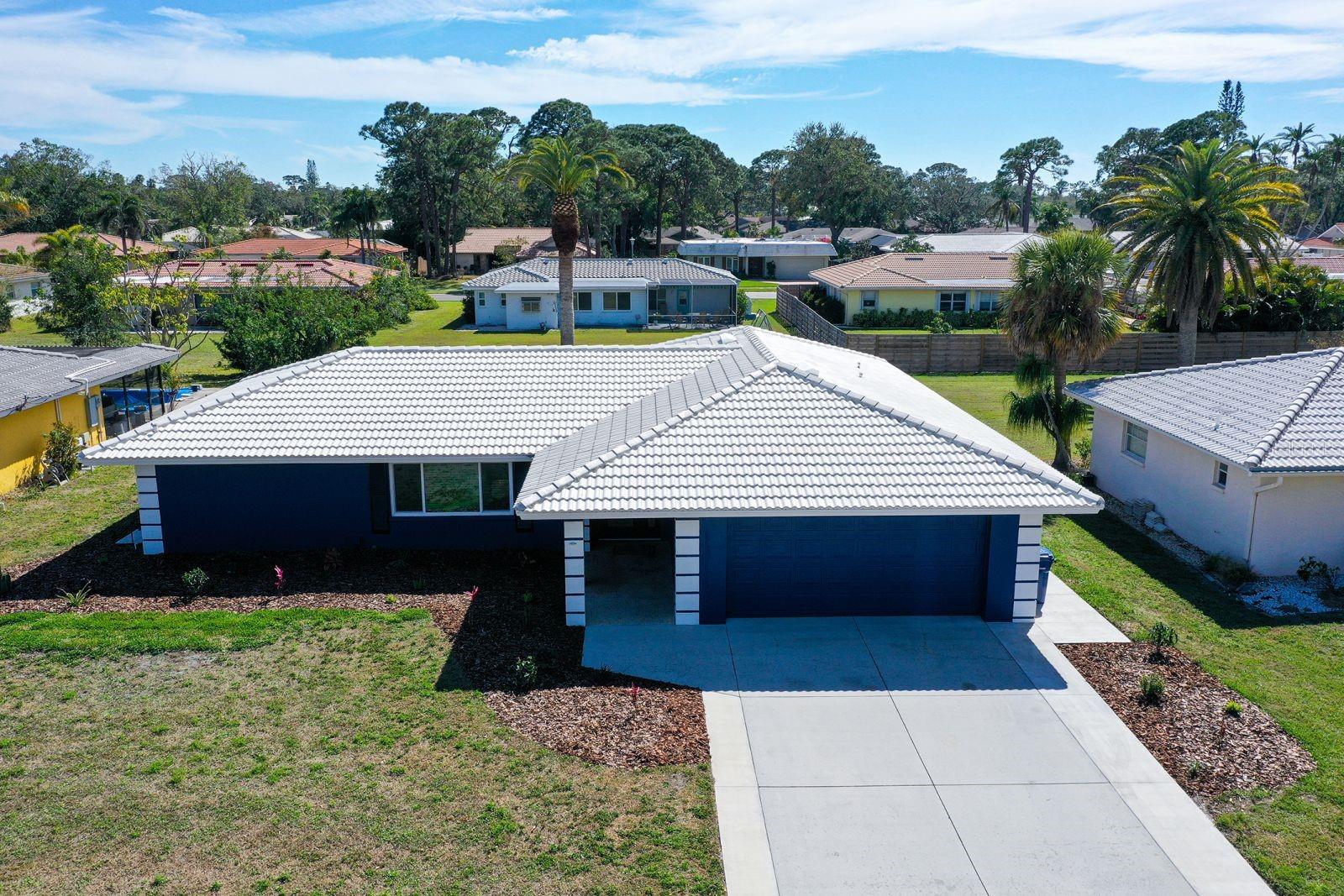 2434 CARLISLE PLACE