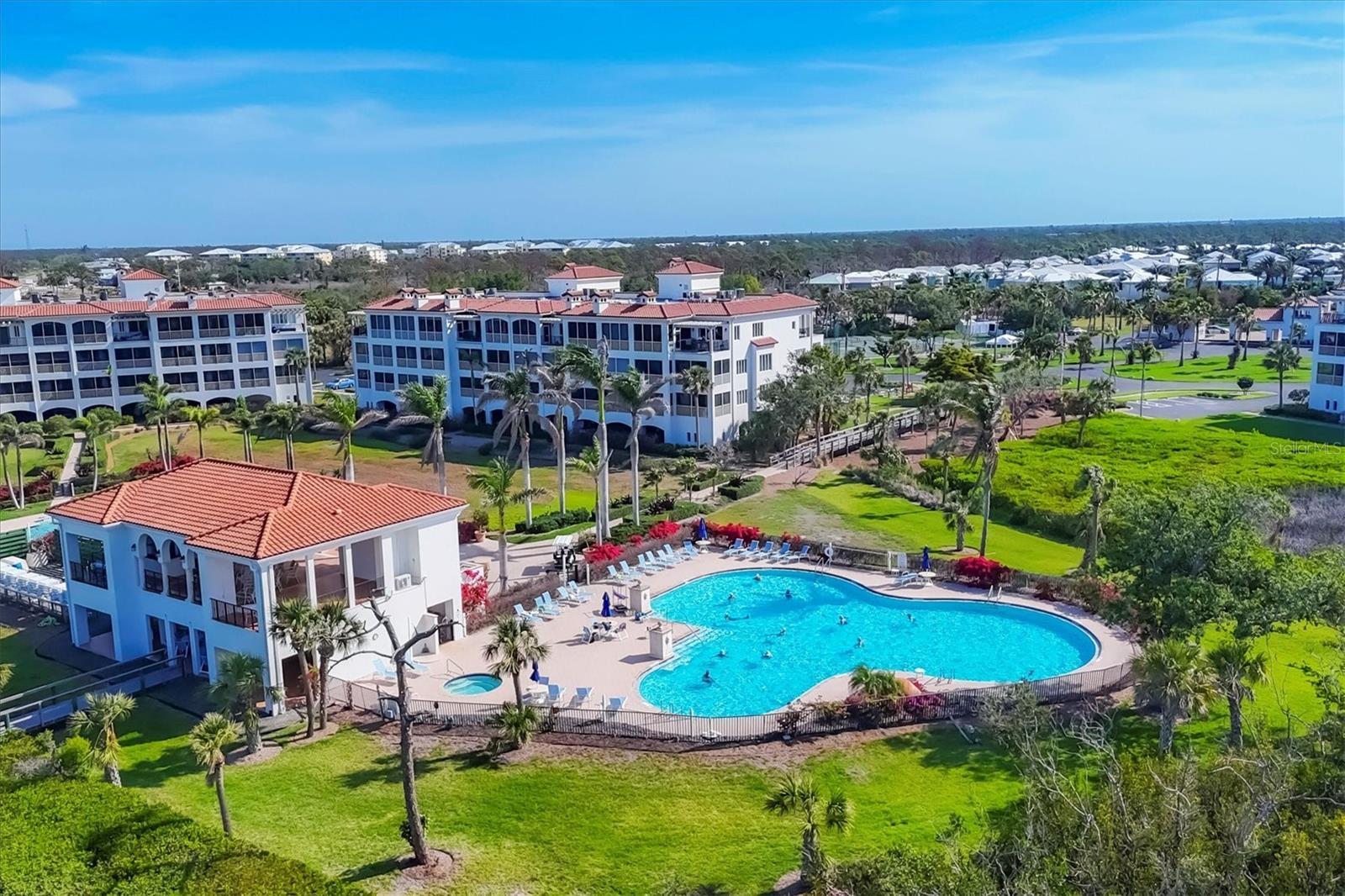 HACIENDA DEL MAR - Residential