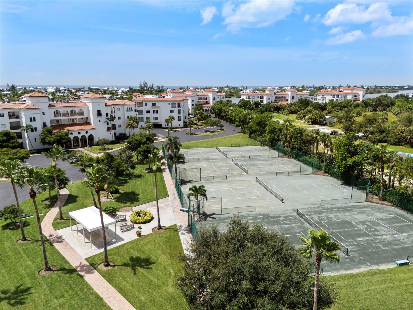 HACIENDA DEL MAR - Residential