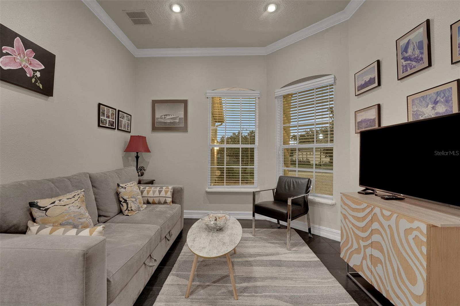 BUCKINGHAM ESTATES - Residential