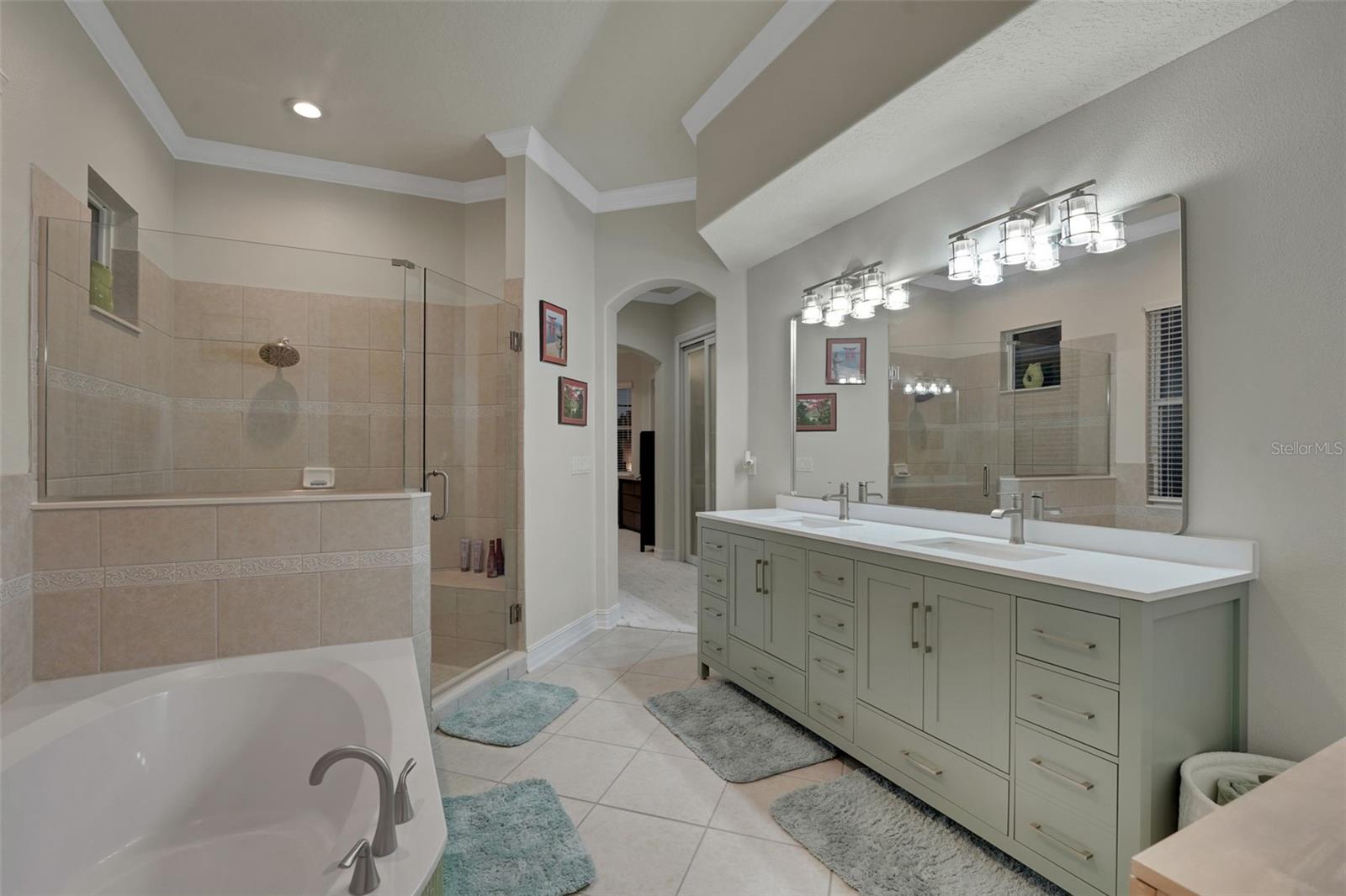 BUCKINGHAM ESTATES - Residential