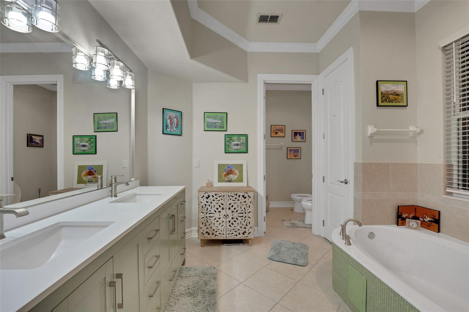 BUCKINGHAM ESTATES - Residential