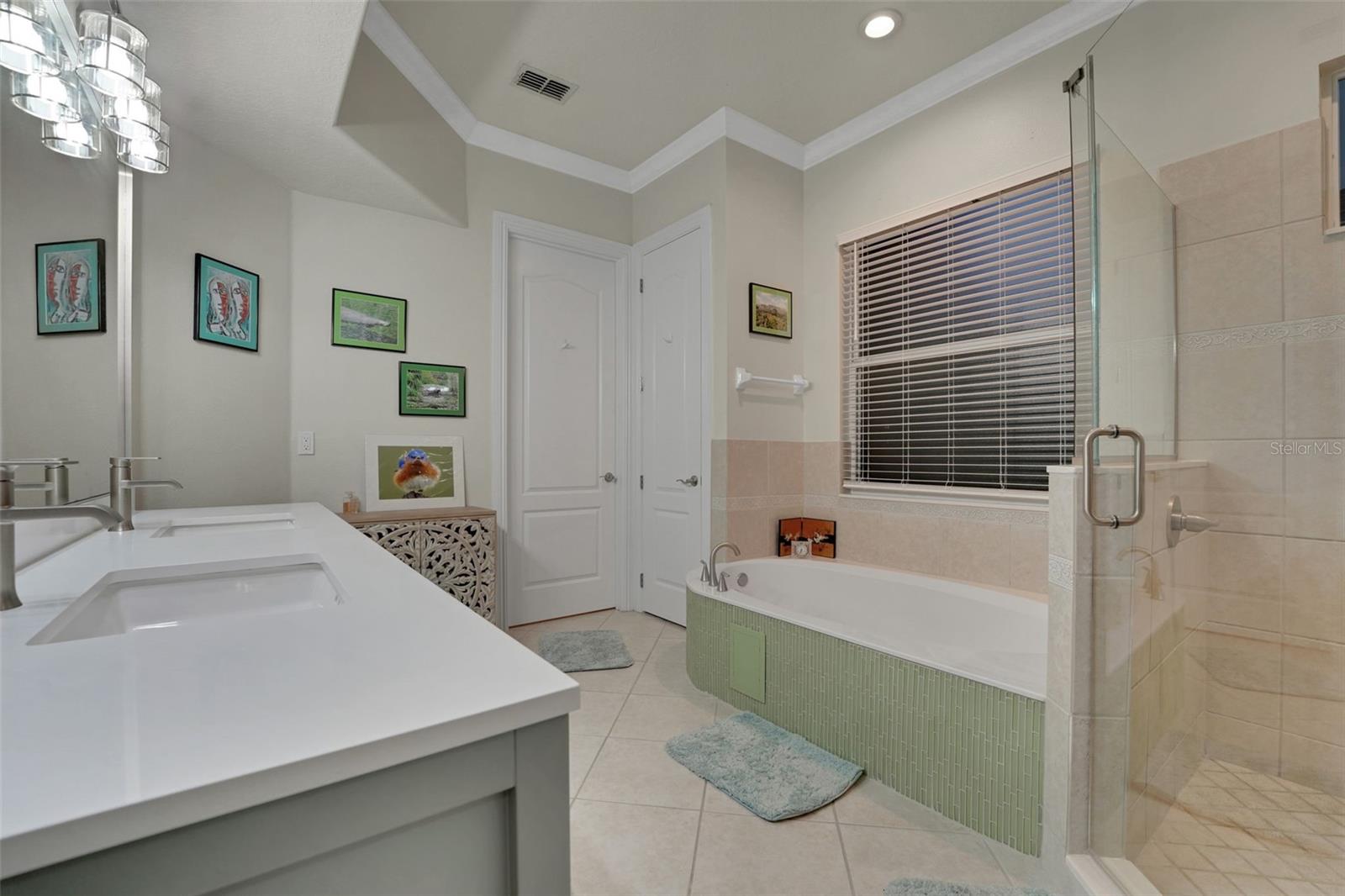 BUCKINGHAM ESTATES - Residential