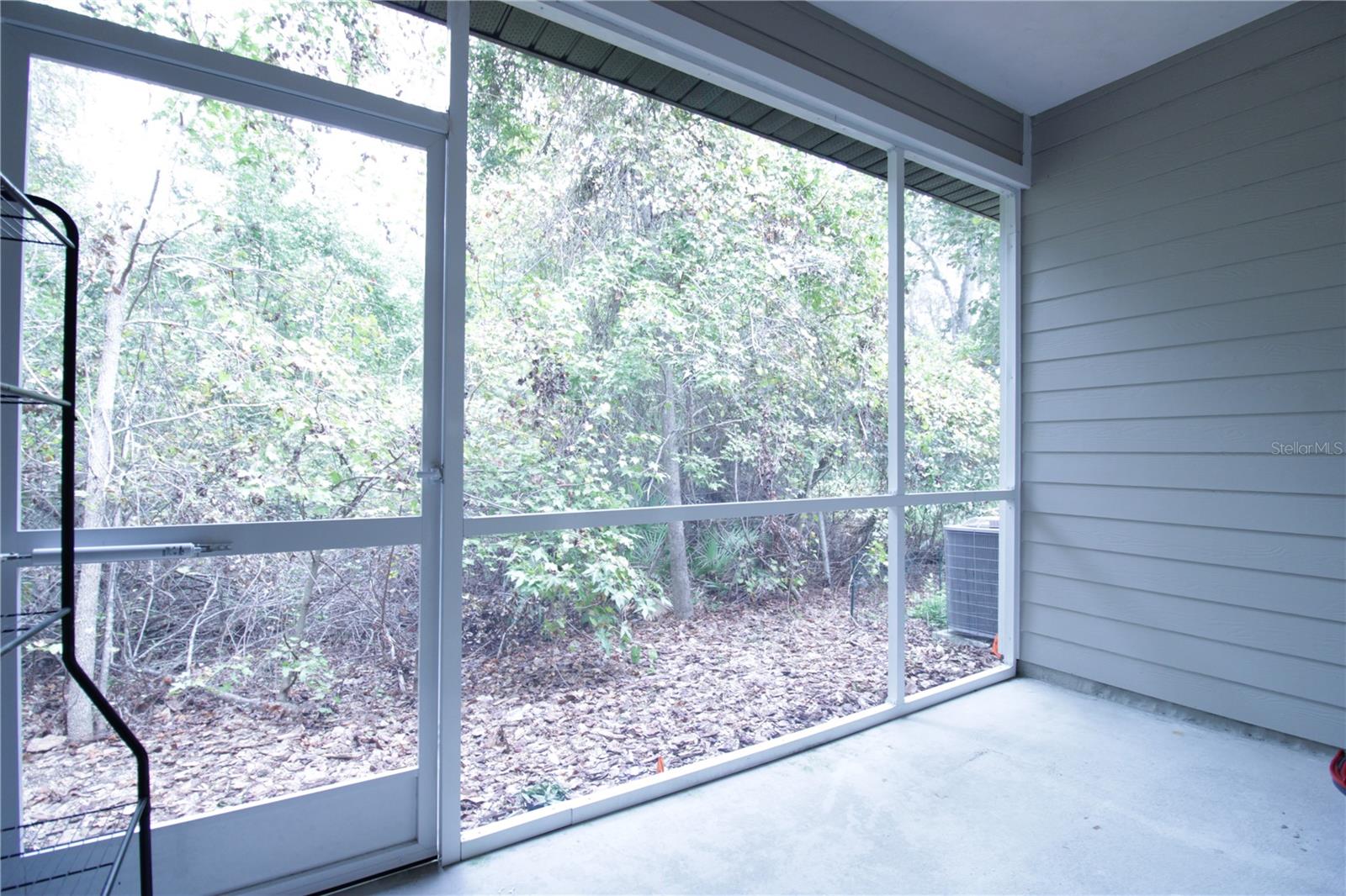 BLUES CREEK - Residential Lease