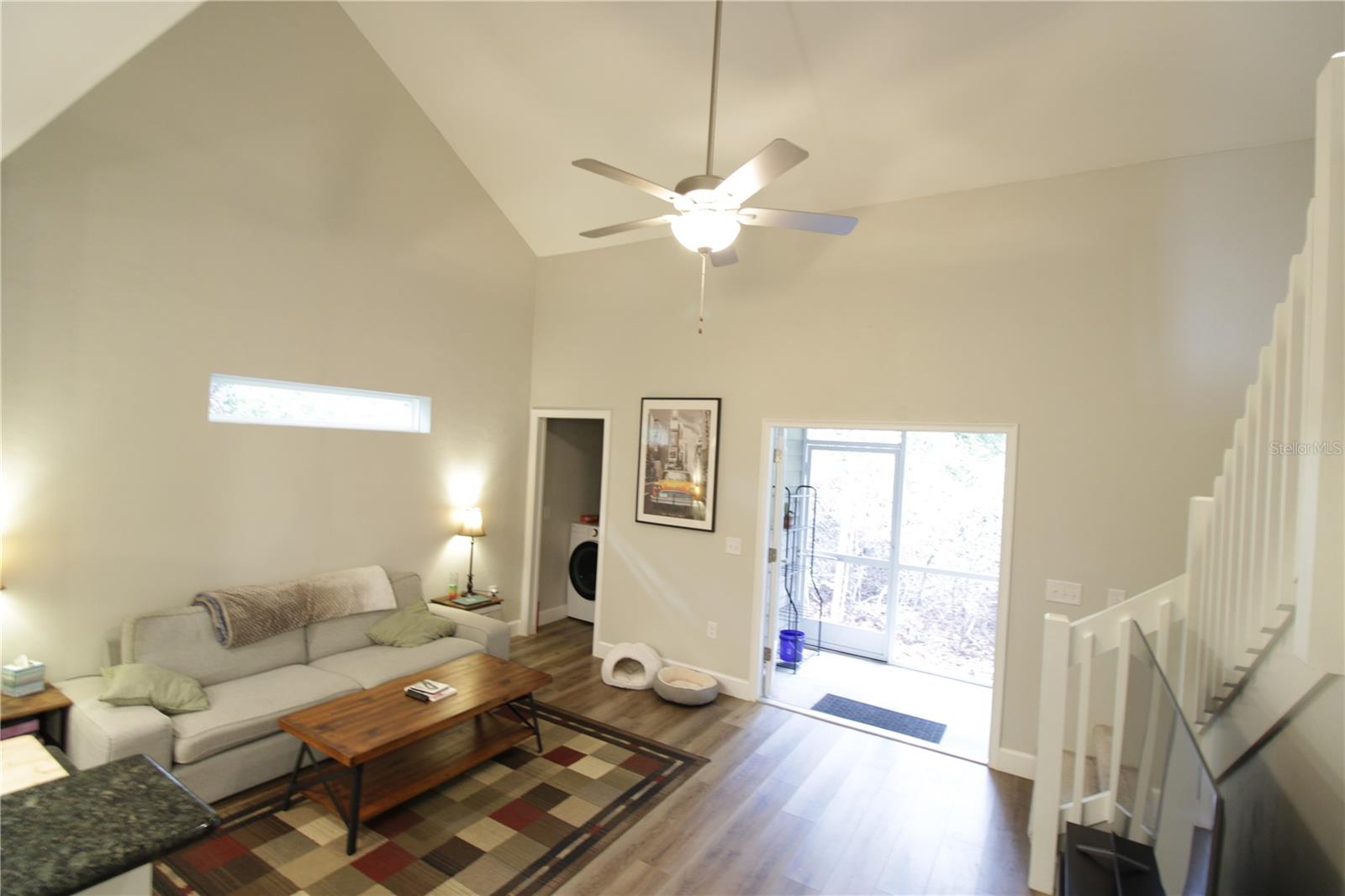 BLUES CREEK - Residential Lease