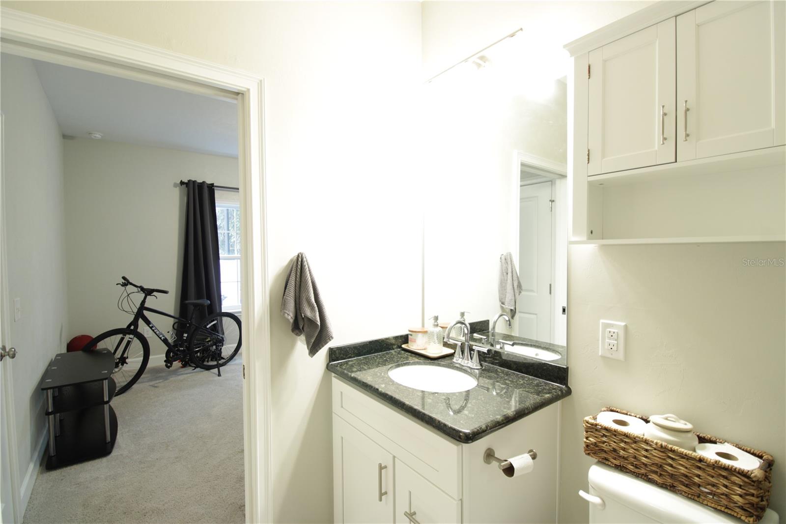 BLUES CREEK - Residential Lease