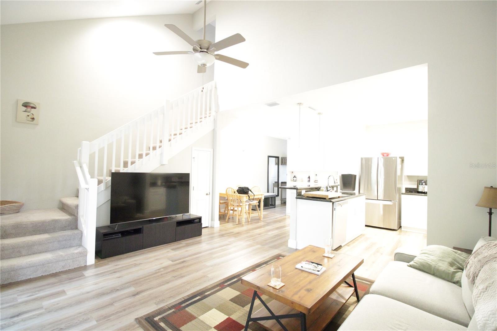 BLUES CREEK - Residential Lease