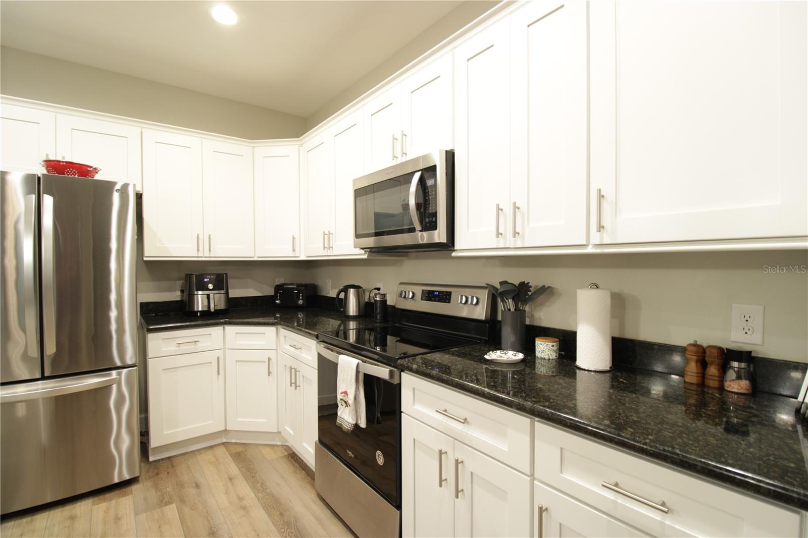 BLUES CREEK - Residential Lease