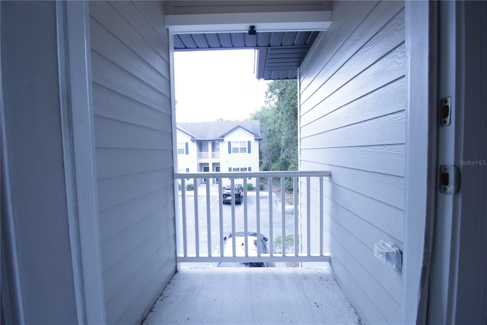 BLUES CREEK - Residential Lease