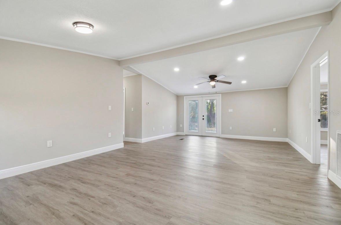 UNPLATTED - Residential