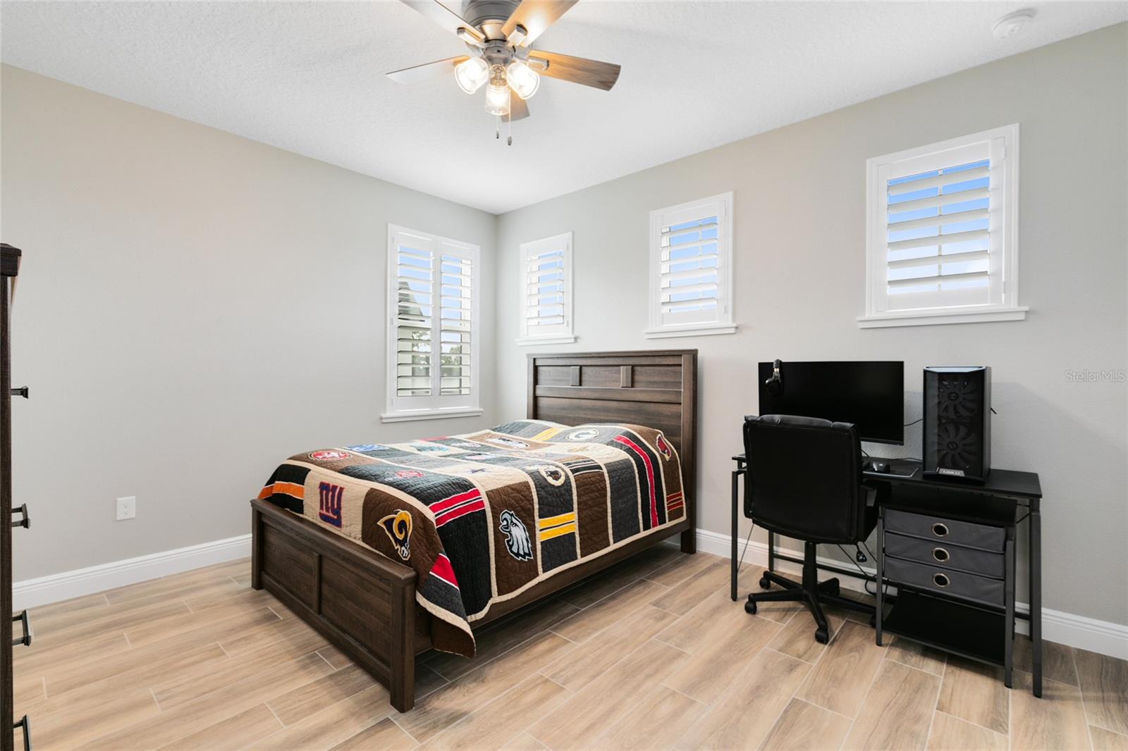 LAKE BARTON/LA SHORE SUB - Residential