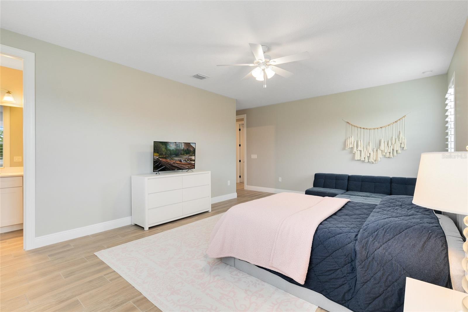 LAKE BARTON/LA SHORE SUB - Residential