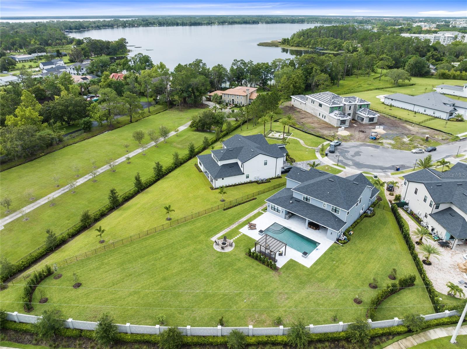 LAKE BARTON/LA SHORE SUB - Residential