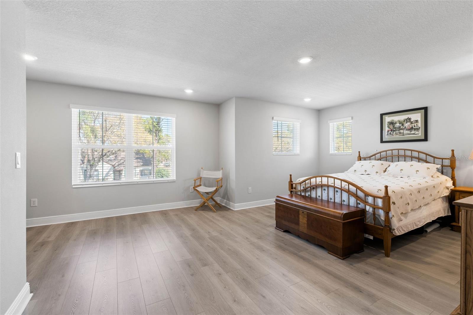 INTER BAY - Residential