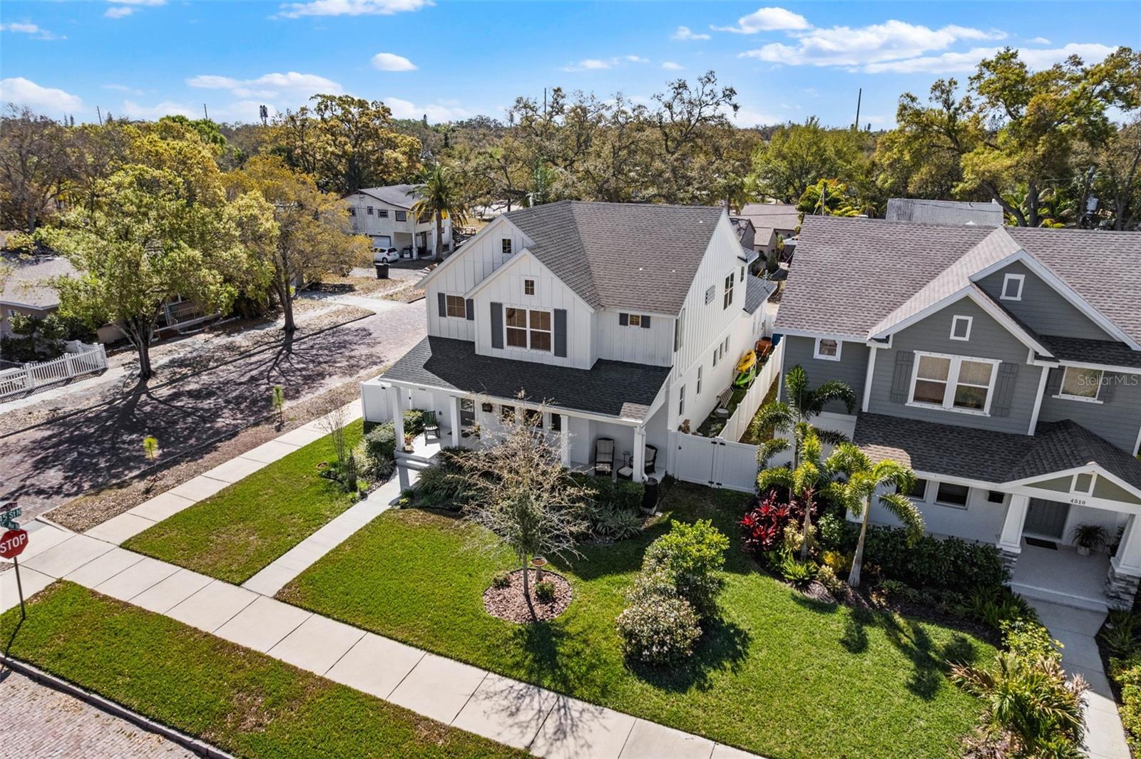 INTER BAY - Residential