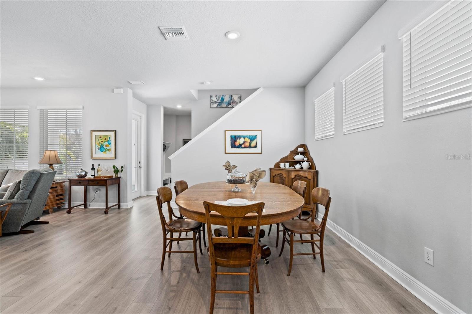 INTER BAY - Residential