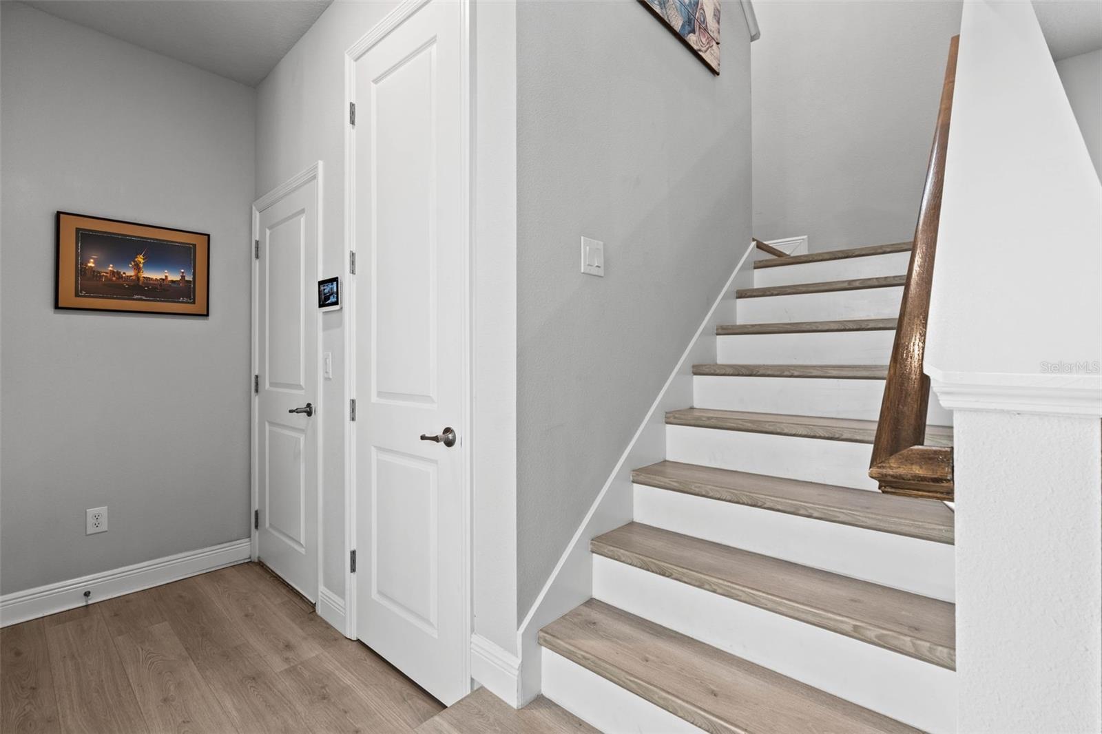 INTER BAY - Residential