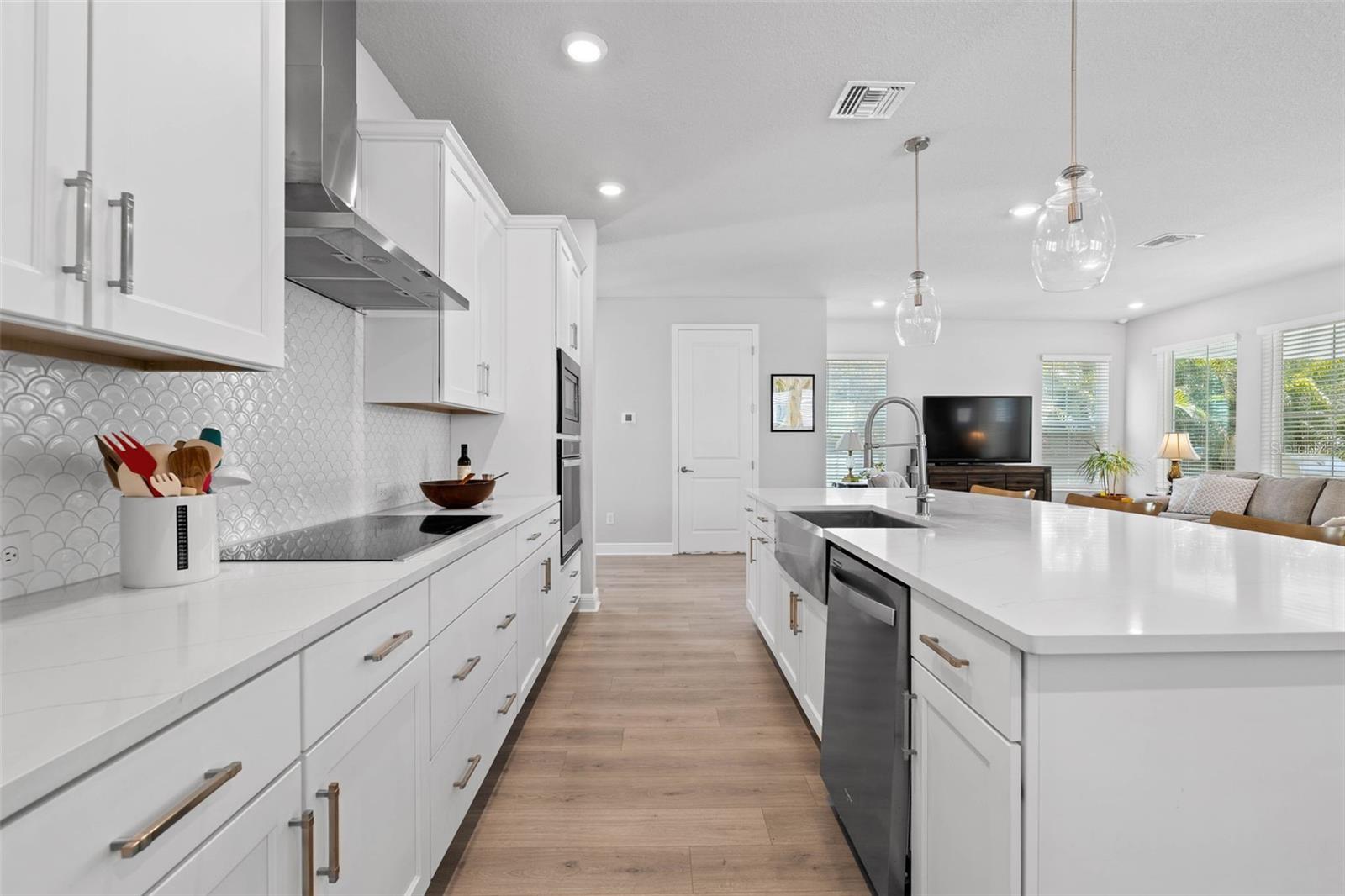 INTER BAY - Residential