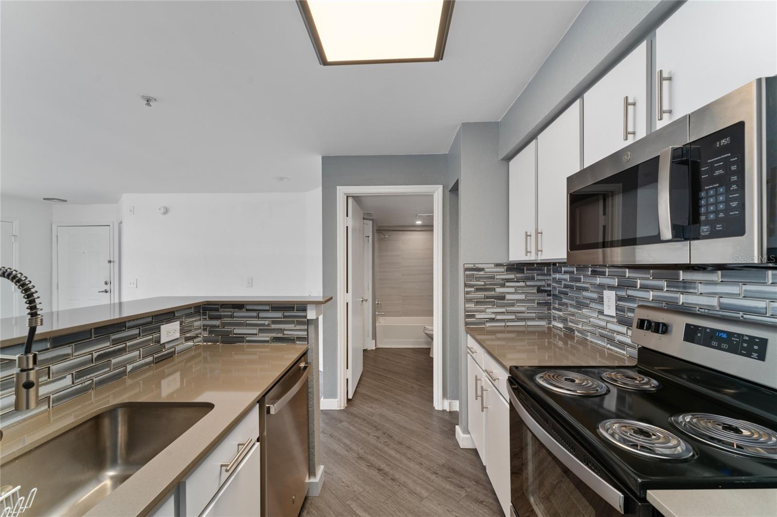 VILLAS DEL SOL AT KISSIMMEE CONDO - Residential