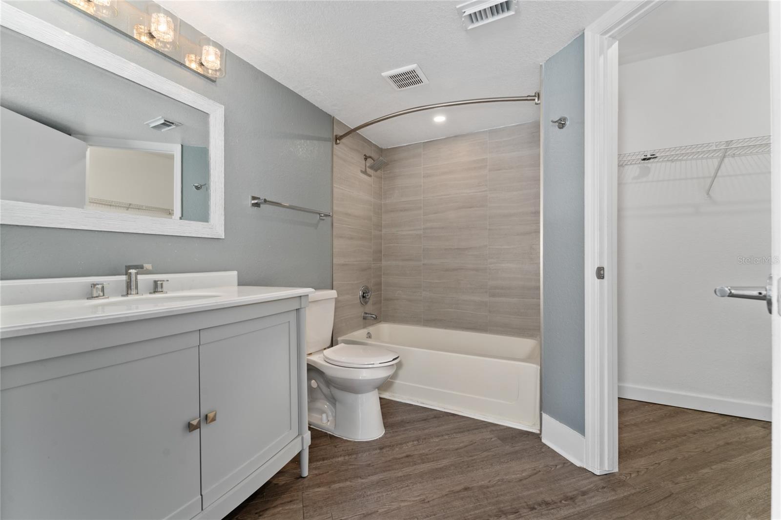 VILLAS DEL SOL AT KISSIMMEE CONDO - Residential