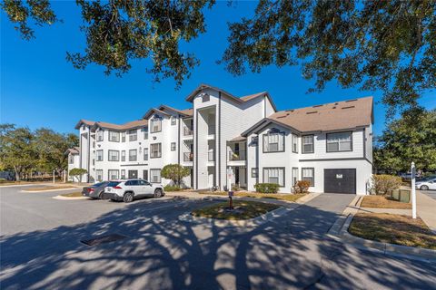 Photo of 2203 Key West Court #422, Kissimmee, FL 34741 (MLS # S5146167)