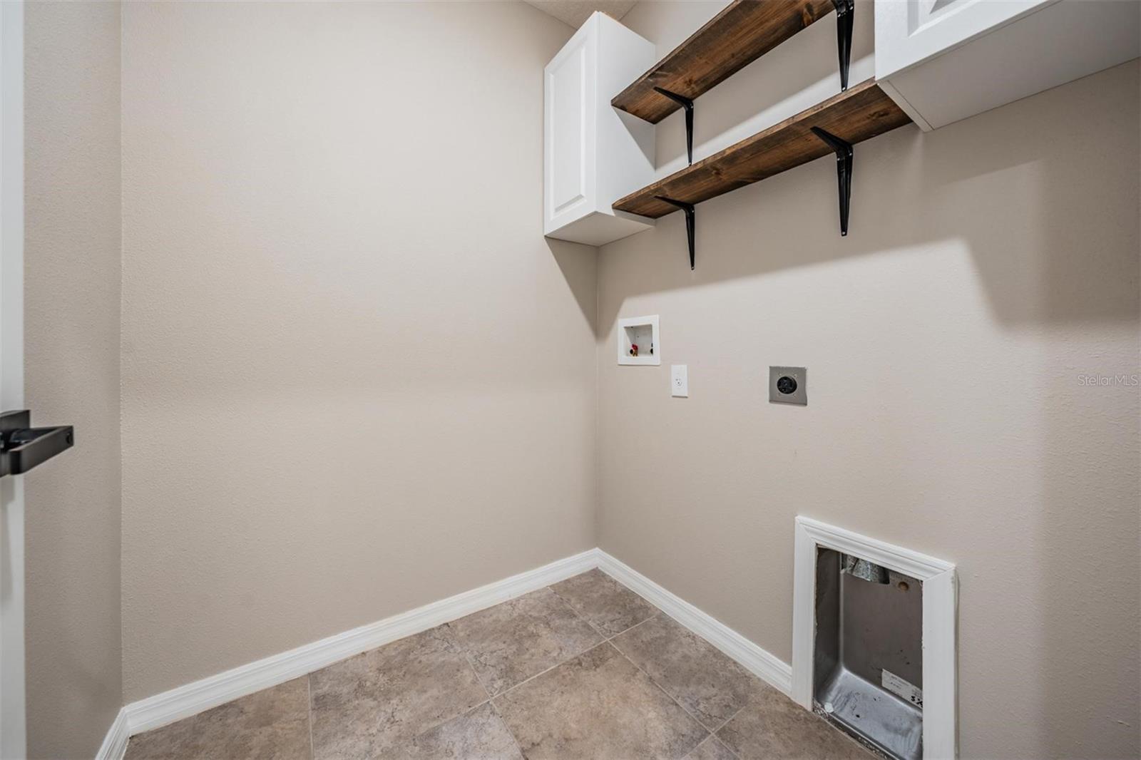 AYERSWORTH GLEN PH 3B - Residential