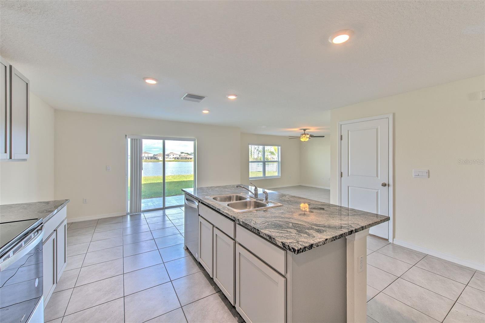 NORTH PARK ISLE - Residential