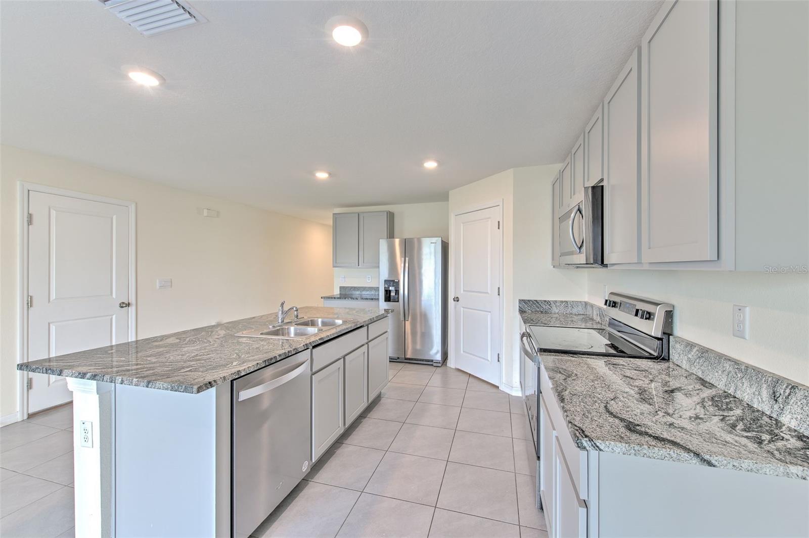 NORTH PARK ISLE - Residential