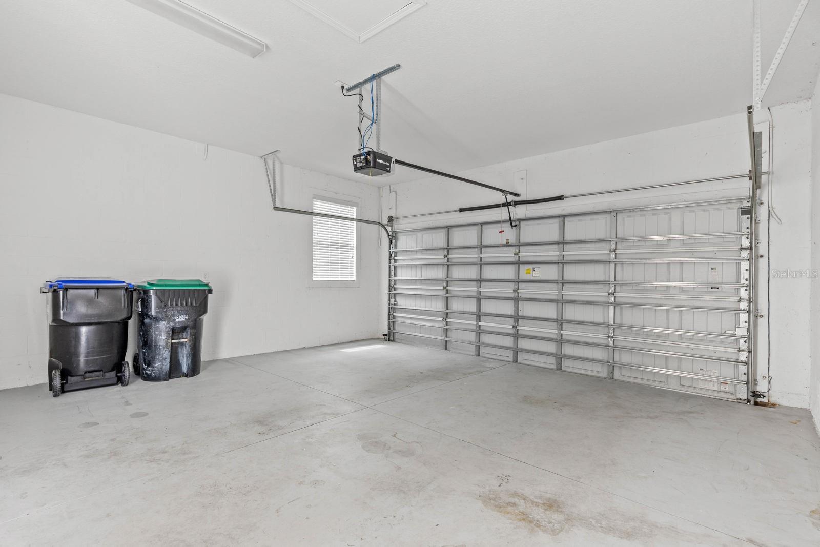 WINDERMERE SOUND - Residential Lease