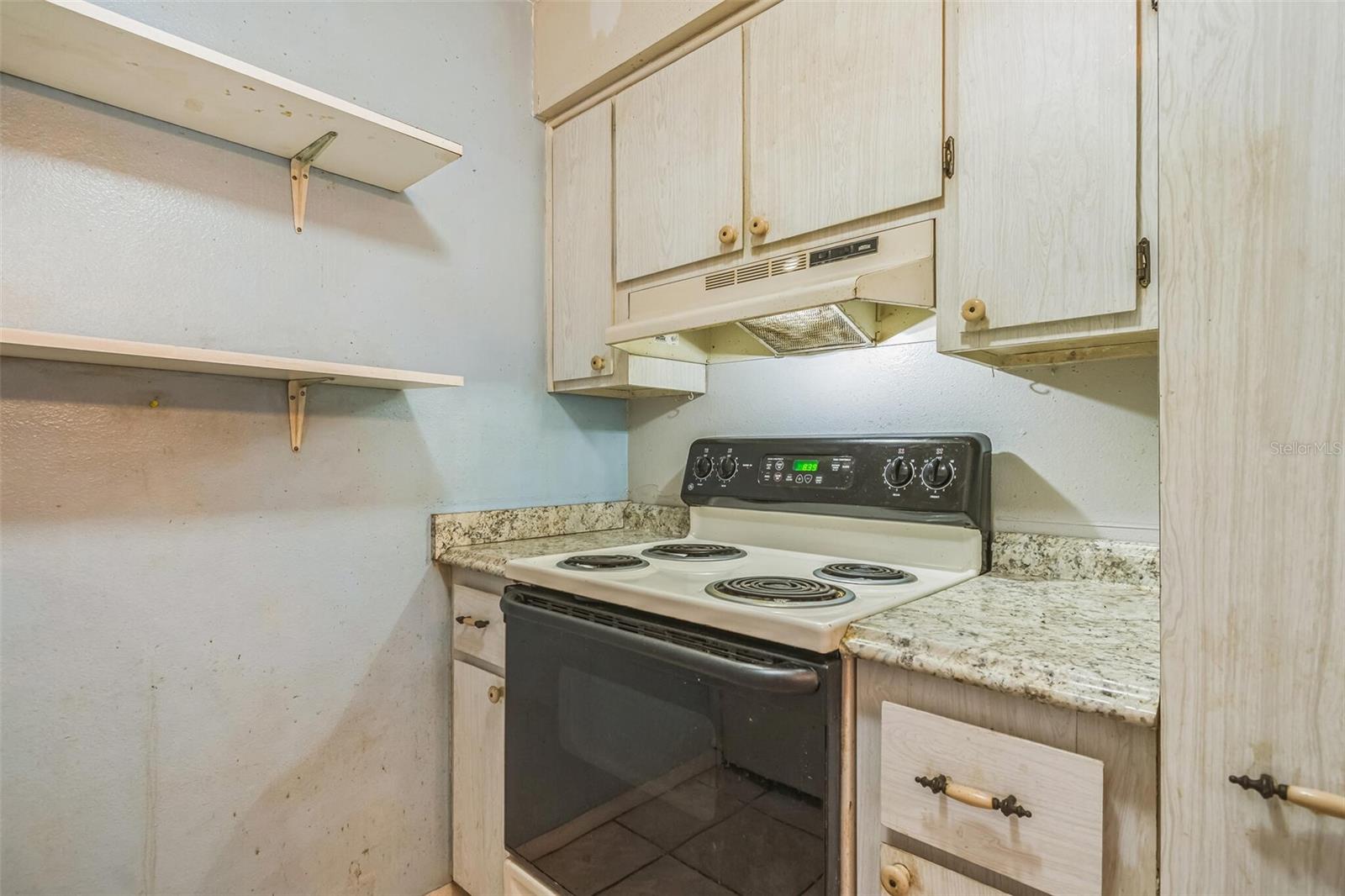 190 E OLMSTEAD DRIVE 32