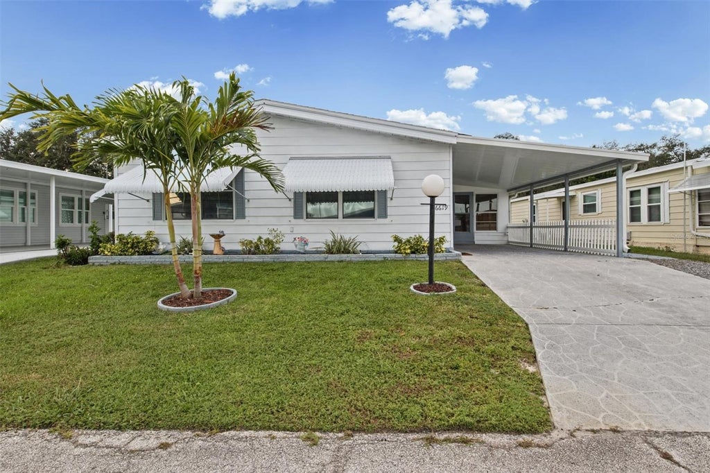 Photo of 6619 Westchester Drive NE, Winter Haven, FL 33881 (MLS # S5158998)