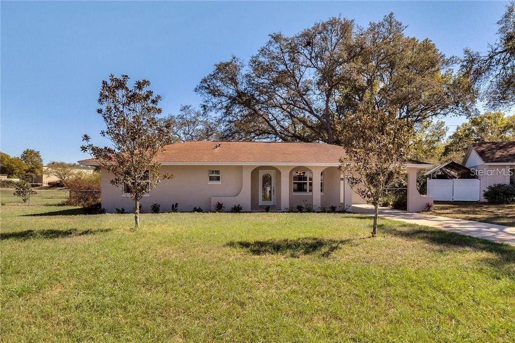 Photo of 888 S Waterview Drive, Clermont, FL 34711 (MLS # O6415933)