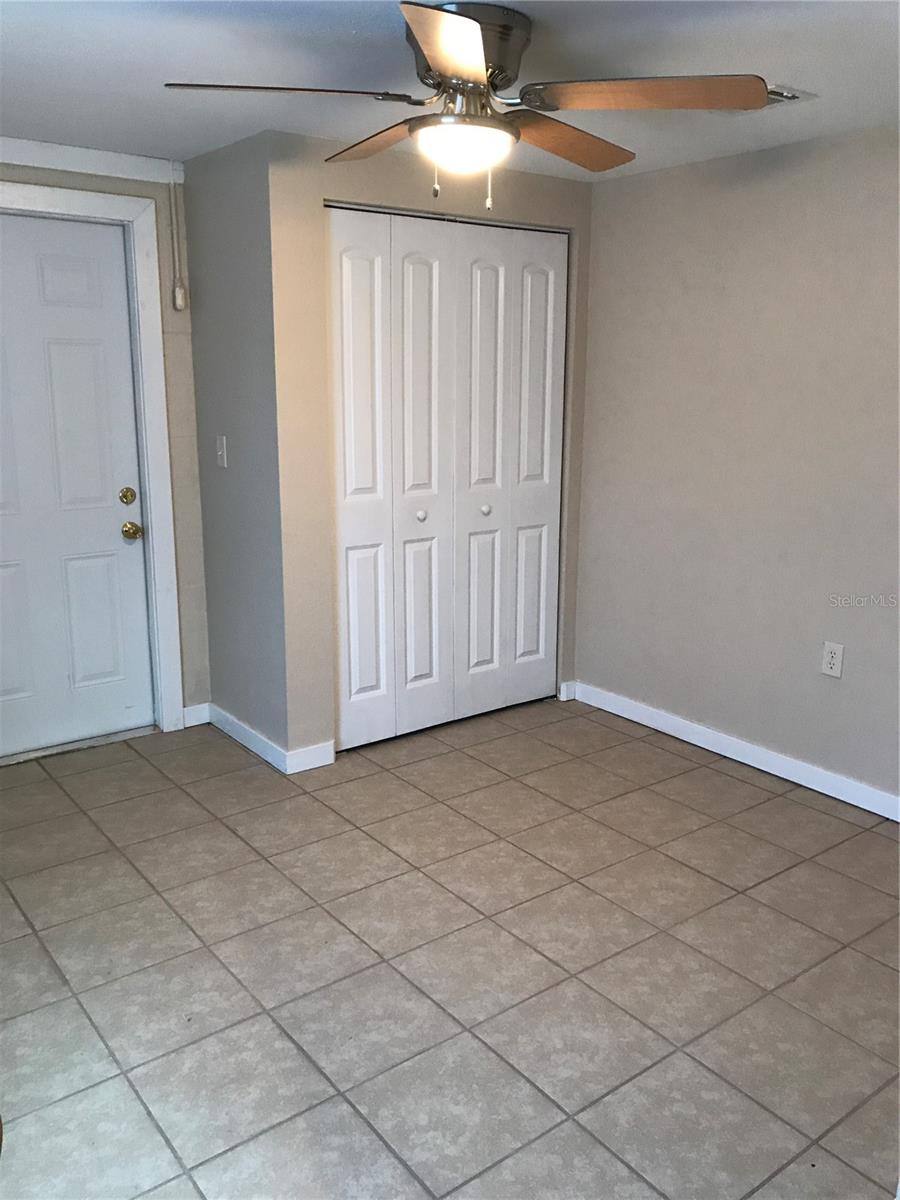 J P DONELLYS SUB - Residential Lease