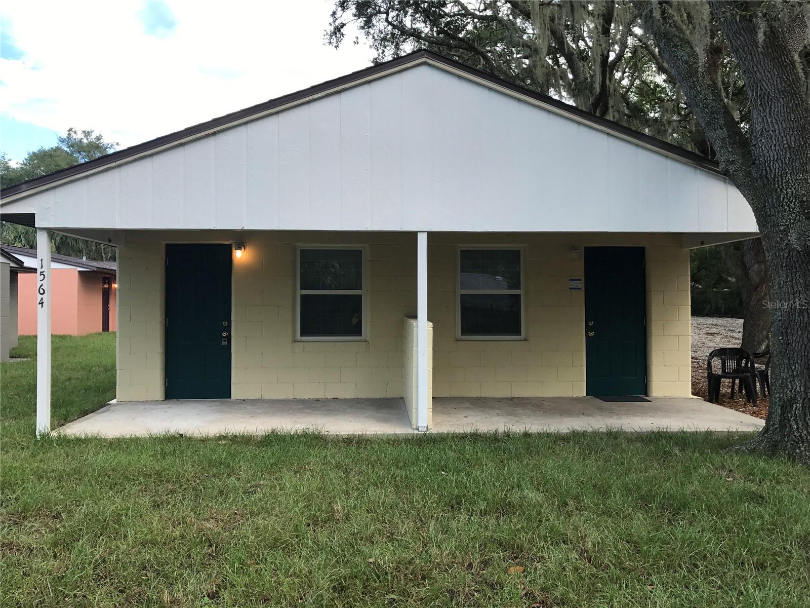 Come see this 1 bedroom, 1 bathroom half duplex located at 1562 N Tremain St, Mount Dora, FL 32757. This cozy home is perfect for someone looking for comfort and convenience. As you step inside, you’ll find a simple and easy-to-maintain living space that makes you feel right at home. The layout flows nicely, giving you enough room to relax without feeling crowded. The bedroom is a good size and the bathroom is conveniently located, making everyday living simple.
One of the best features of this property is the private parking lot just for residents, so you’ll always have a spot waiting for you. The location is also a big plus—you’re just minutes from all the charm of downtown Mount Dora, where you can enjoy local shops, restaurants, and events.
This home is a great choice if you want a place that is affordable, private, and close to everything. Don’t miss out on this opportunity to lease a home in such a convenient area.