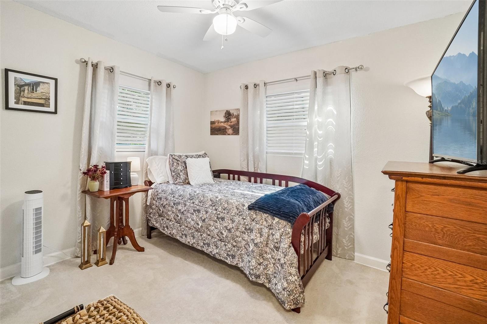 SUNNY LAWN ESTATES - Residential