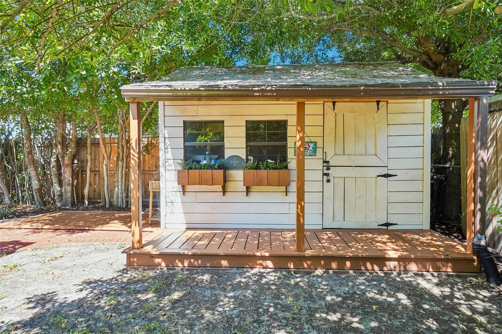 SUNNY LAWN ESTATES - Residential