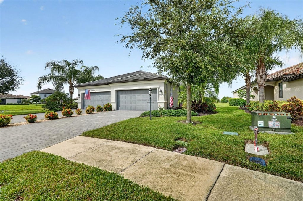 Photo of 15909 Clear Skies Place, Bradenton, FL 34211 (MLS # A4708187)