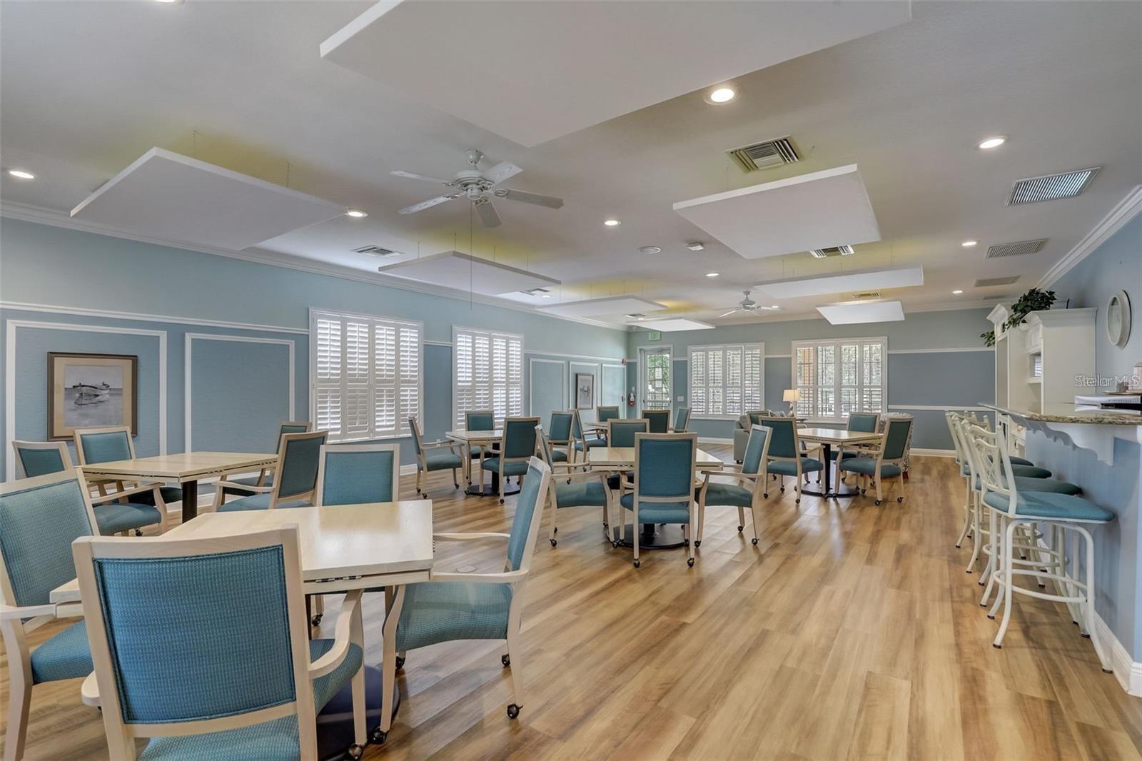 PALMA SOLA TRACE - Residential