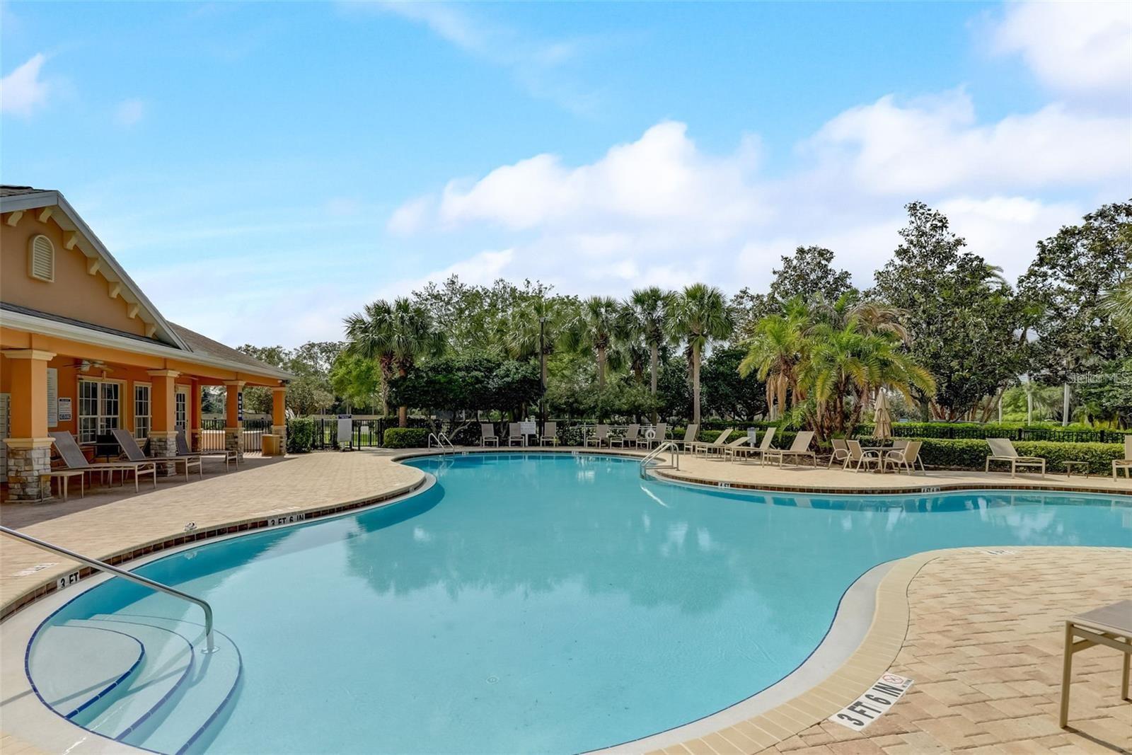 PALMA SOLA TRACE - Residential