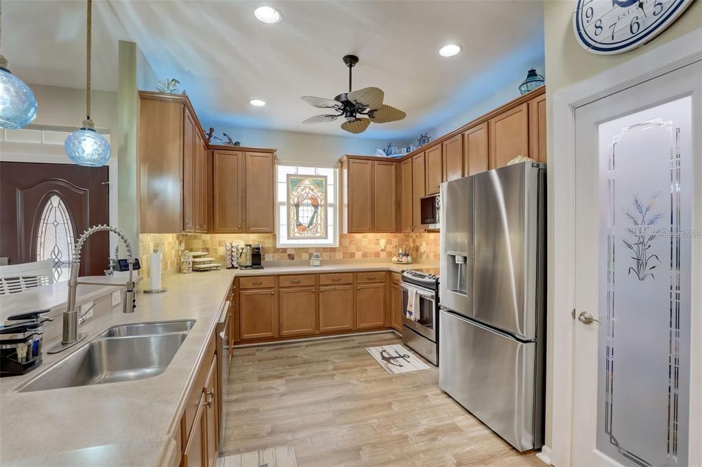 Photo of 3914 Bridlecrest Lane, Bradenton, FL 34209 (MLS # A4676997)