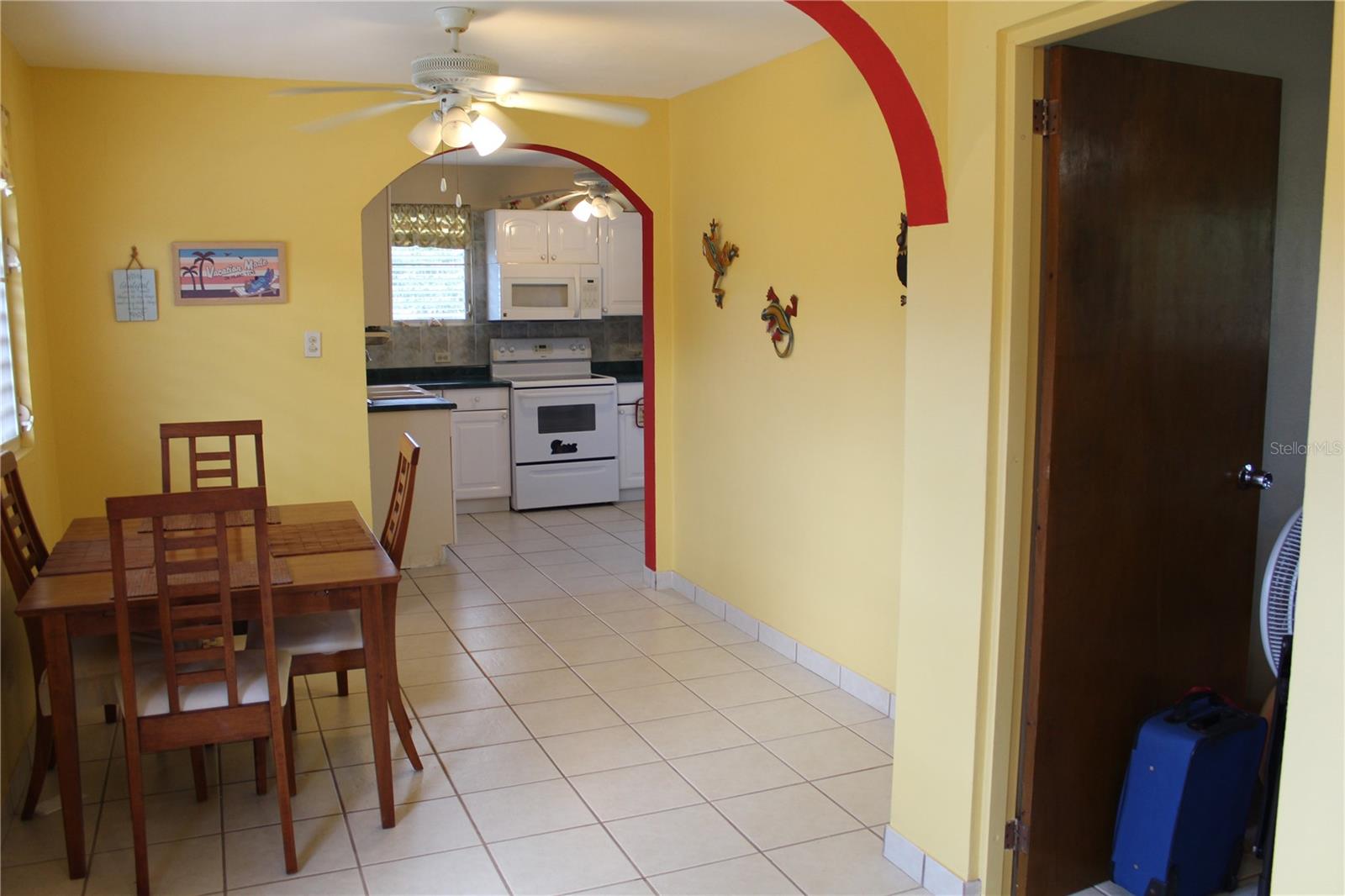 BRAVOS DE BOSTON - Residential