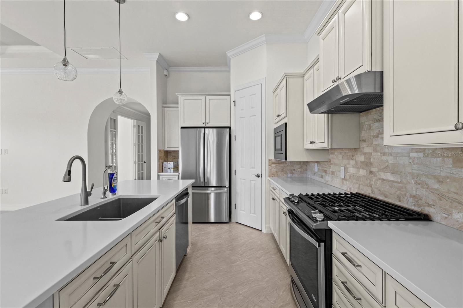 SANDHILL PRESERVE - Residential