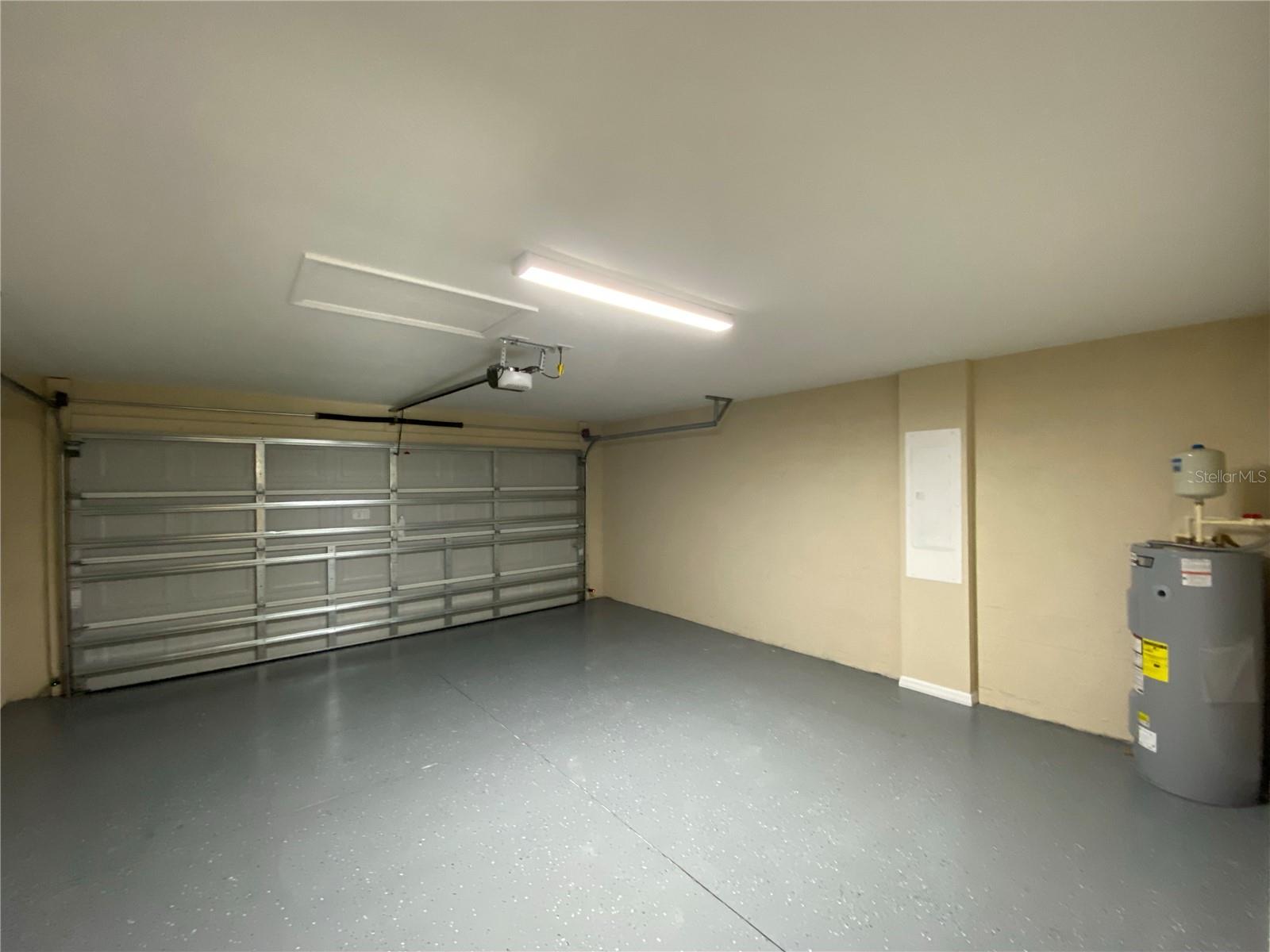 MARION OAKS UN 10 - Residential Lease