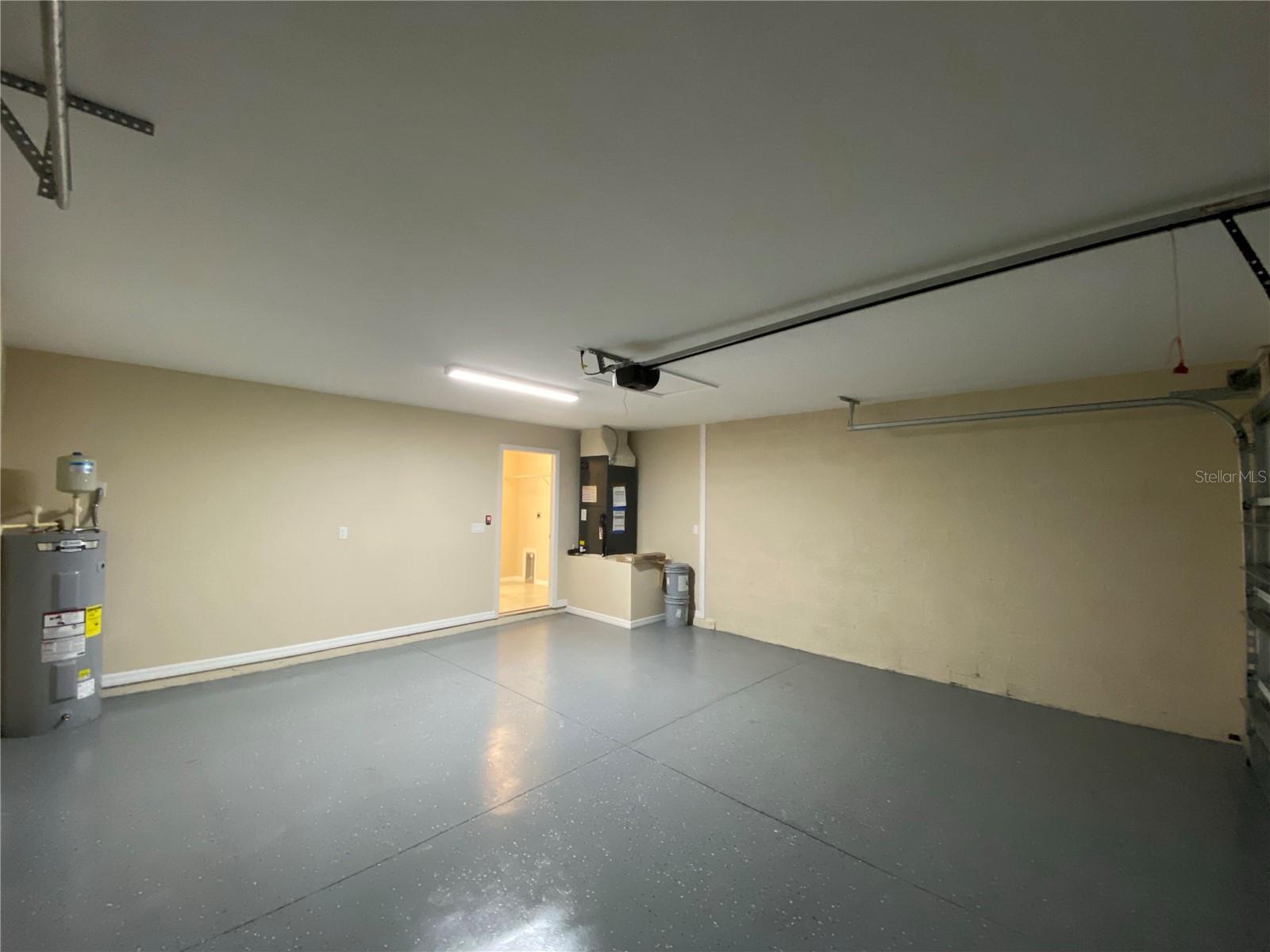 MARION OAKS UN 10 - Residential Lease