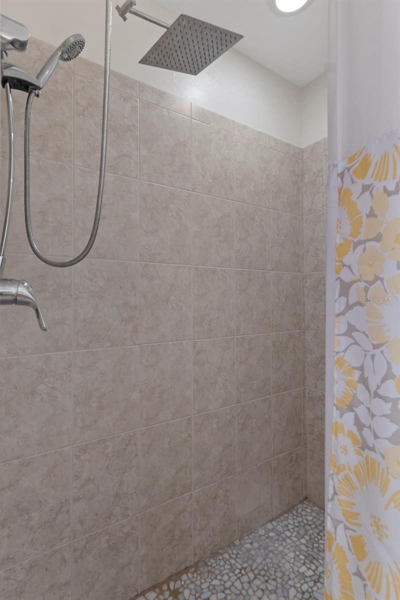 CITRUS SPGS UN 17 - Residential