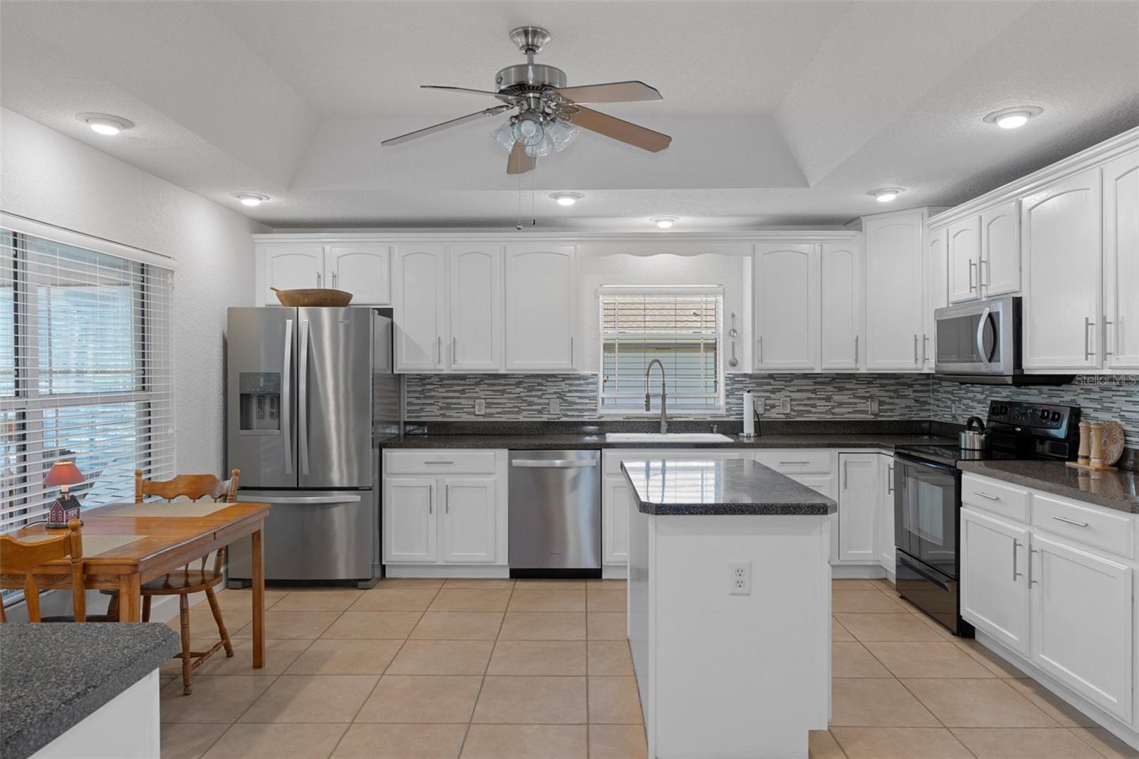 CITRUS SPGS UN 17 - Residential